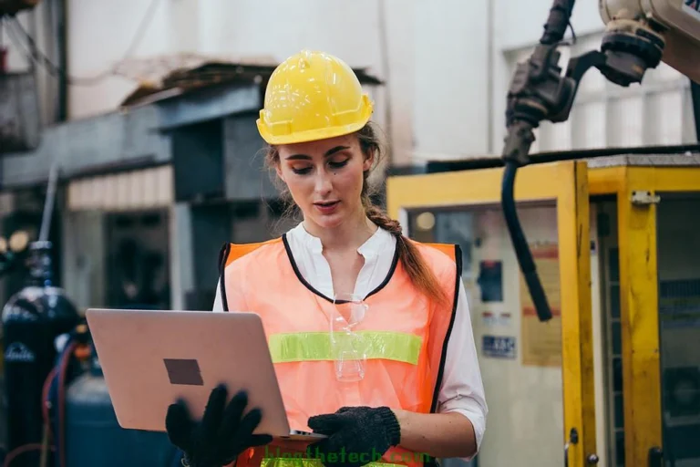 7 Steps to Keeping Your Employees Safe in the Workplace