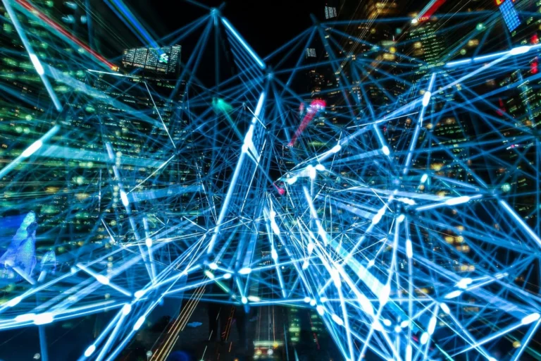 How Do Amazon Web Services Data Migration Services Work?